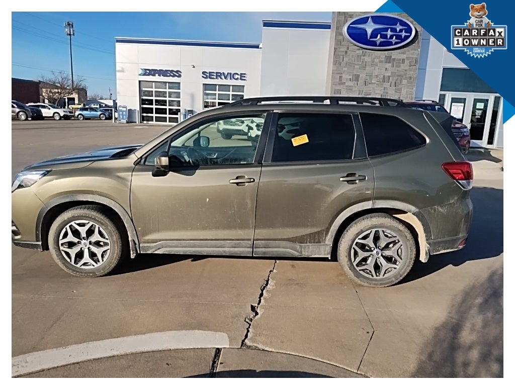 2023 Subaru Forester Premium