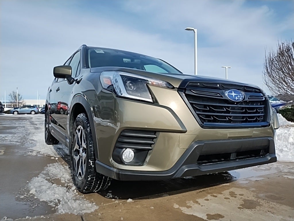 2023 Subaru Forester Premium