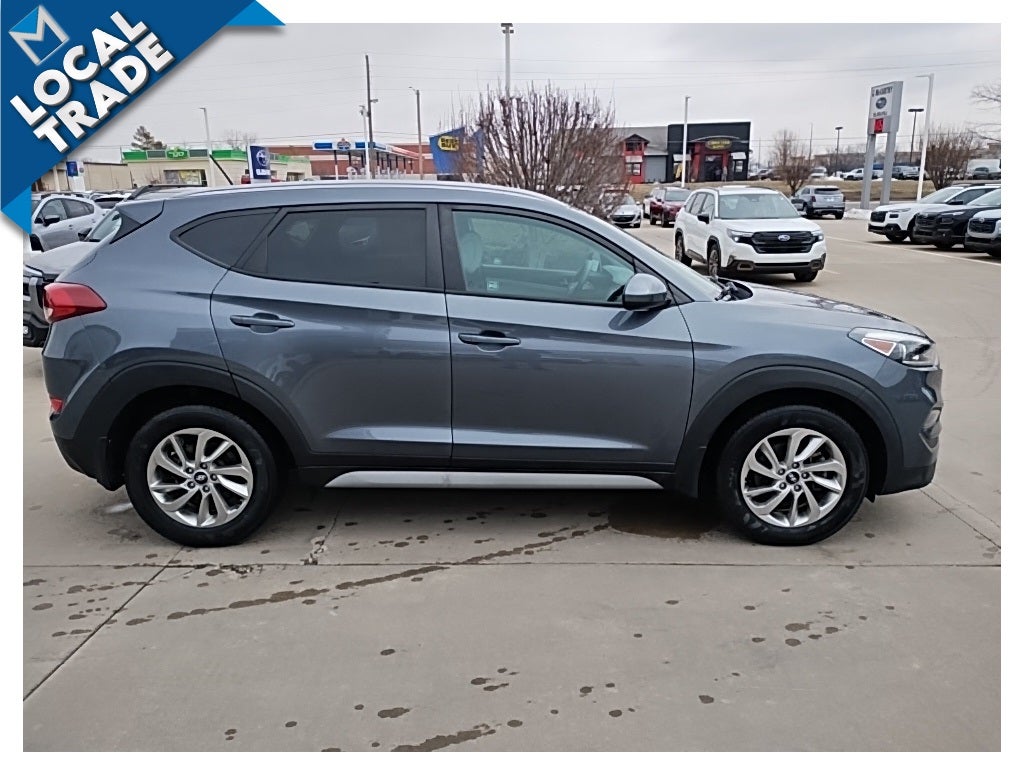 2017 Hyundai TUCSON SE