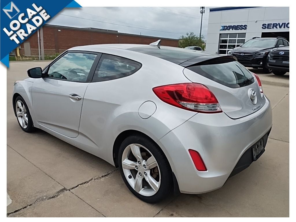 2012 Hyundai VELOSTER Base W/Black