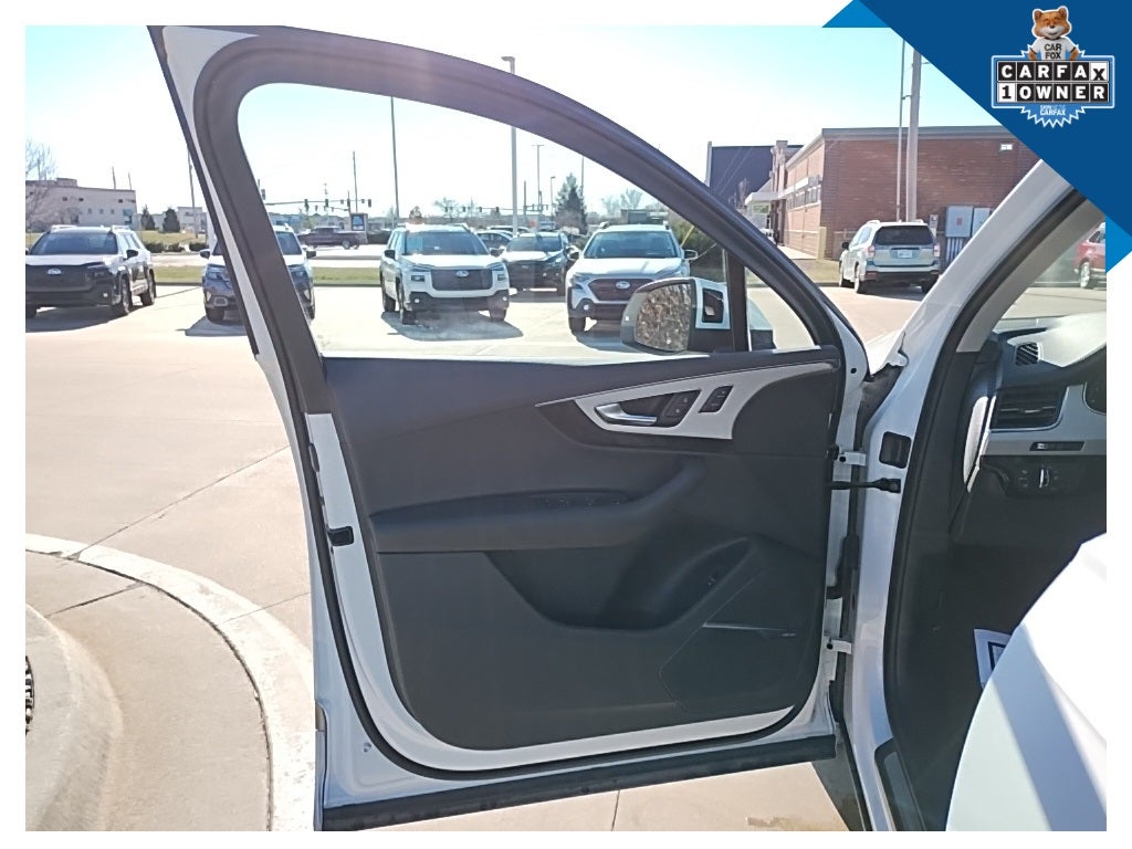 2019 Audi Q7 45 SE Premium Plus quattro