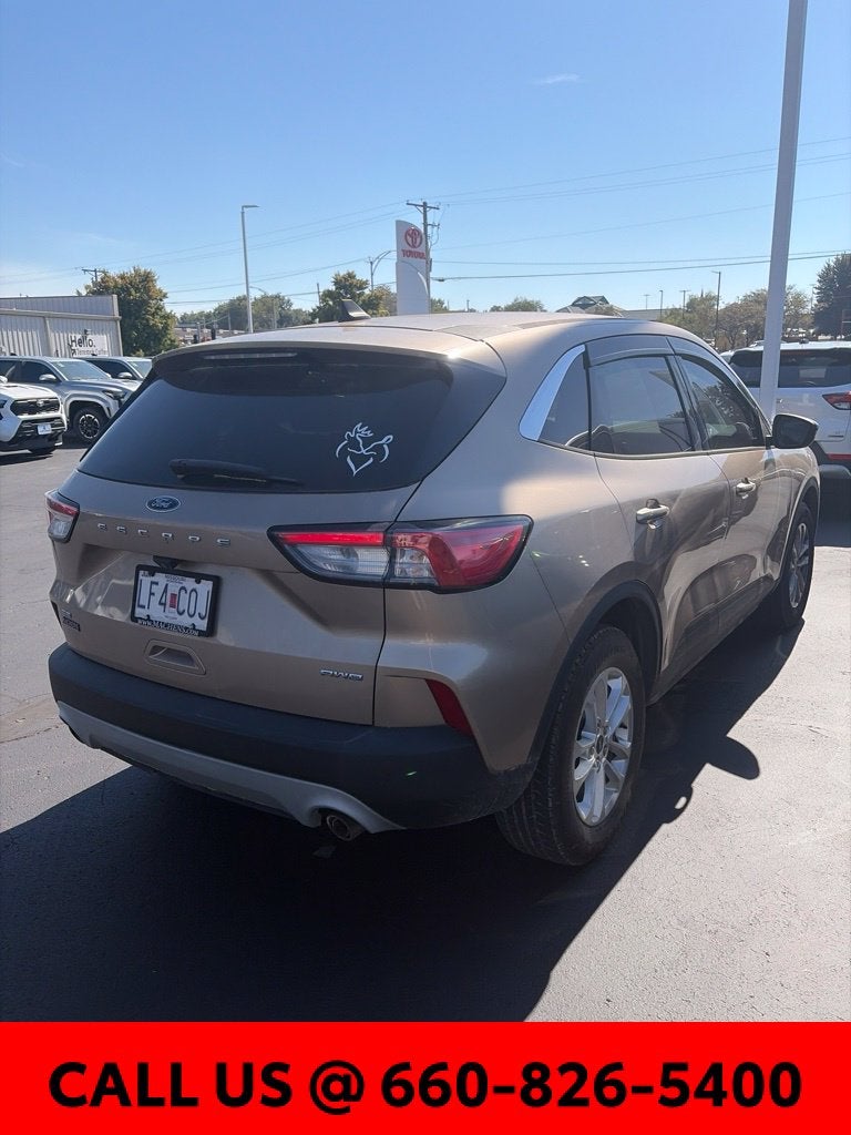 2021 Ford Escape SE
