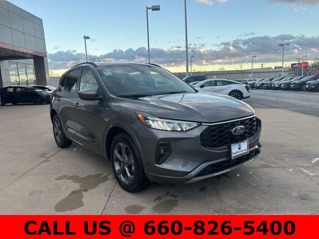 2023 Ford Escape ST-Line Select