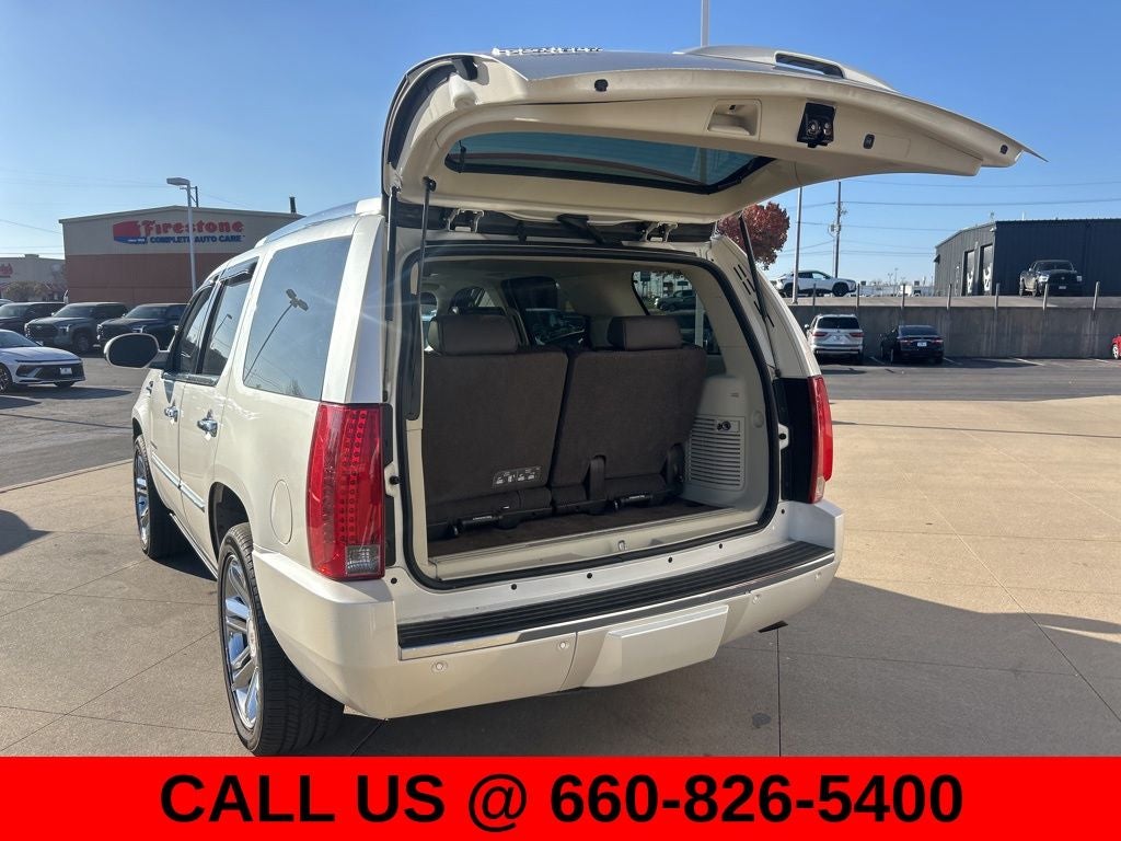 2011 Cadillac Escalade Platinum Edition