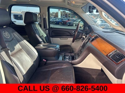 2011 Cadillac Escalade Platinum Edition