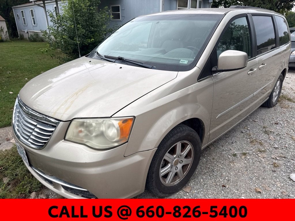 2013 Chrysler Town & Country Touring