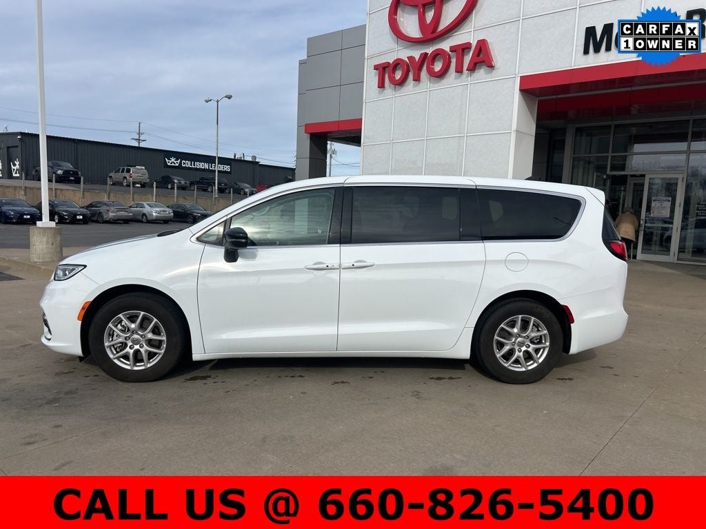 2024 Chrysler Pacifica Touring L