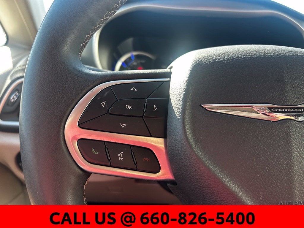 2023 Chrysler Pacifica Hybrid Touring L