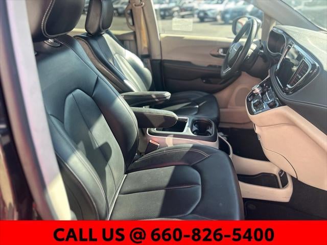 2023 Chrysler Pacifica Hybrid Touring L