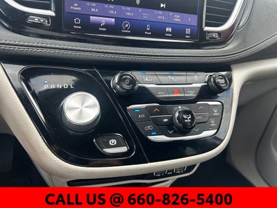 2022 Chrysler Pacifica Hybrid Touring L
