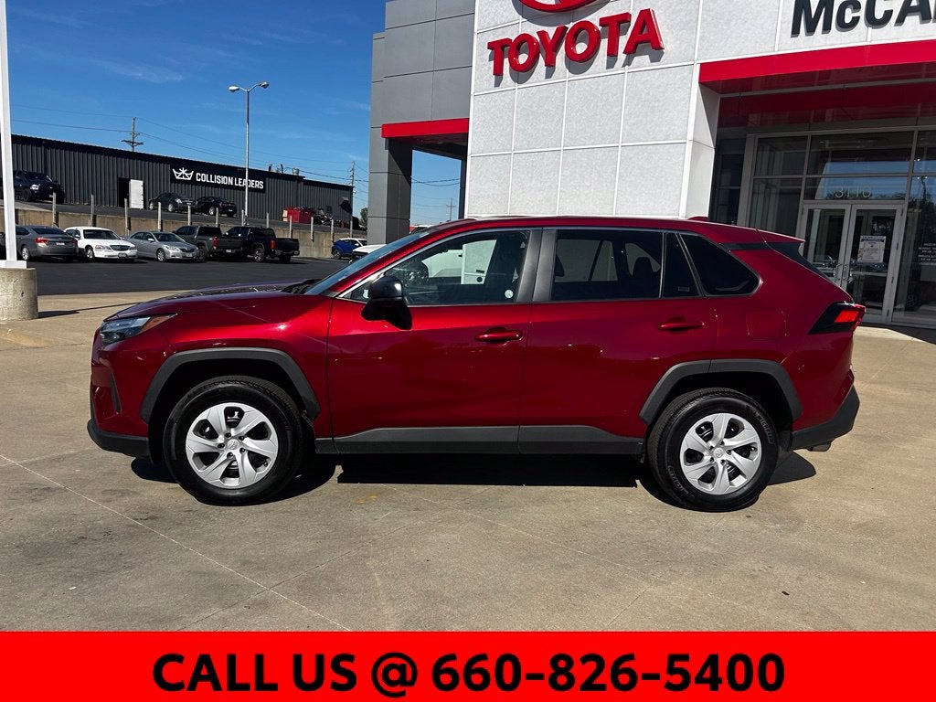 2025 Toyota RAV4 LE