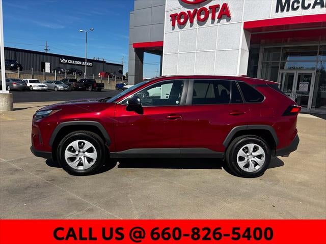 2025 Toyota RAV4 LE