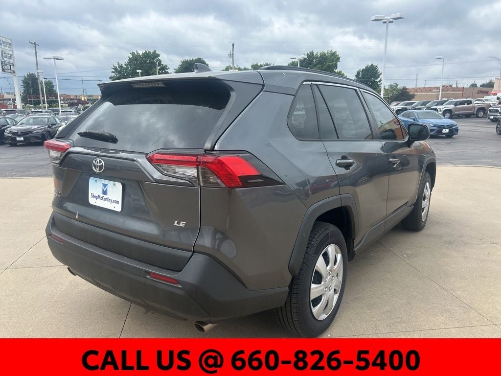2020 Toyota RAV4 LE
