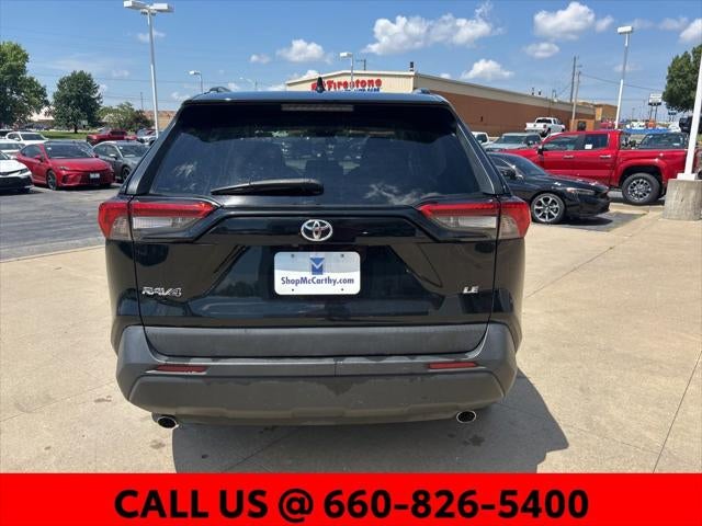 2020 Toyota RAV4 LE