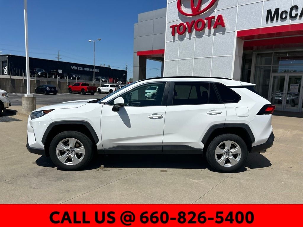 2021 Toyota RAV4 XLE