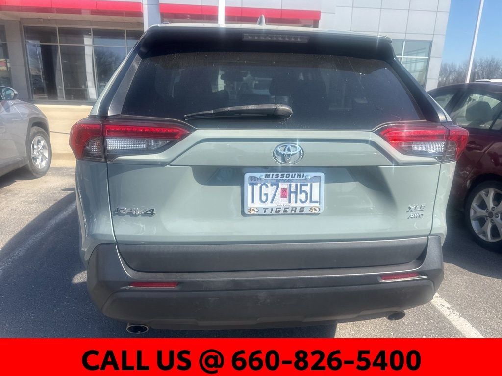 2021 Toyota RAV4 XLE