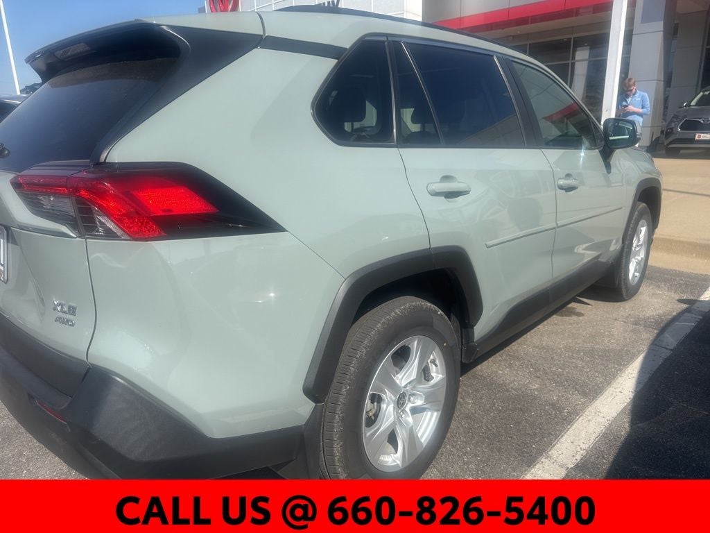 2021 Toyota RAV4 XLE