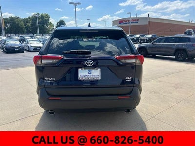 2025 Toyota RAV4 XLE