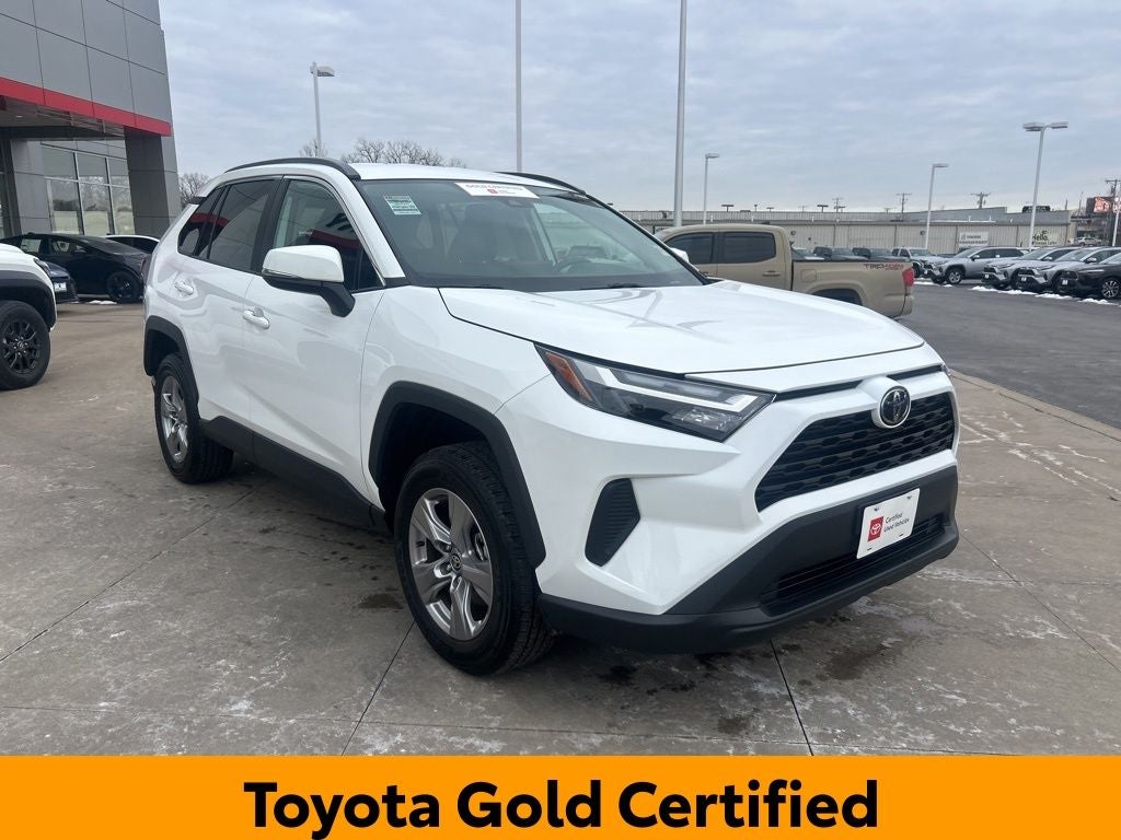2025 Toyota RAV4 XLE