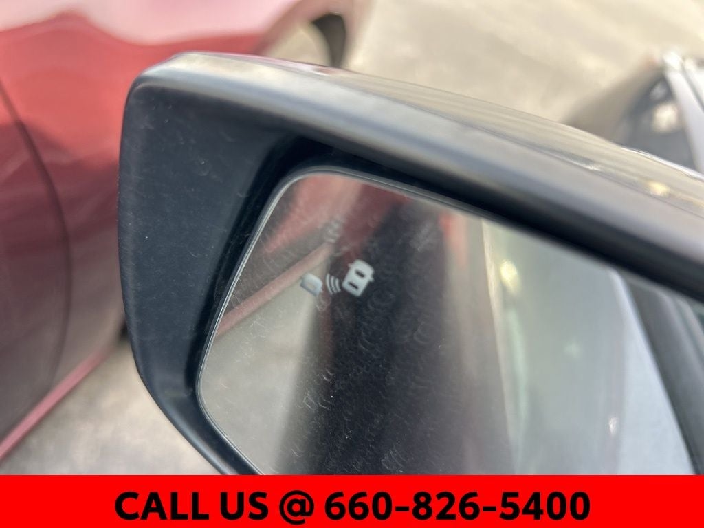 2023 Nissan Versa 1.6 SV