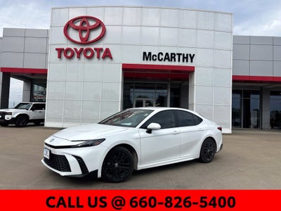 2025 Toyota Camry SE