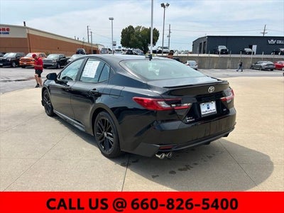 2025 Toyota Camry SE