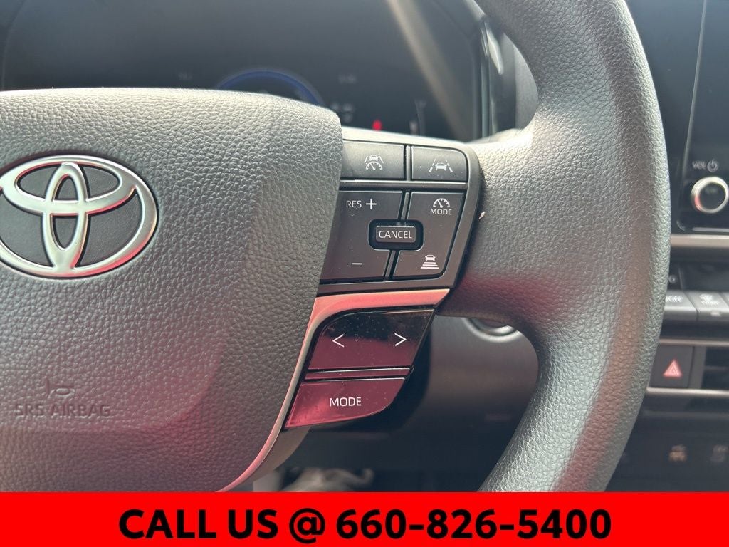 2025 Toyota Camry LE