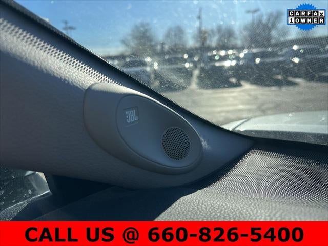 2020 Toyota Camry Hybrid XLE