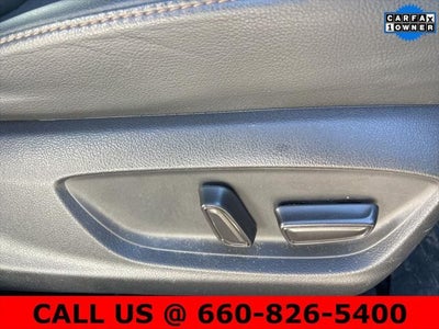 2020 Toyota Camry Hybrid XLE