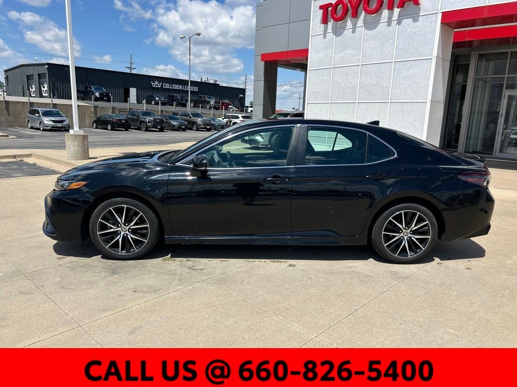 2024 Toyota Camry SE