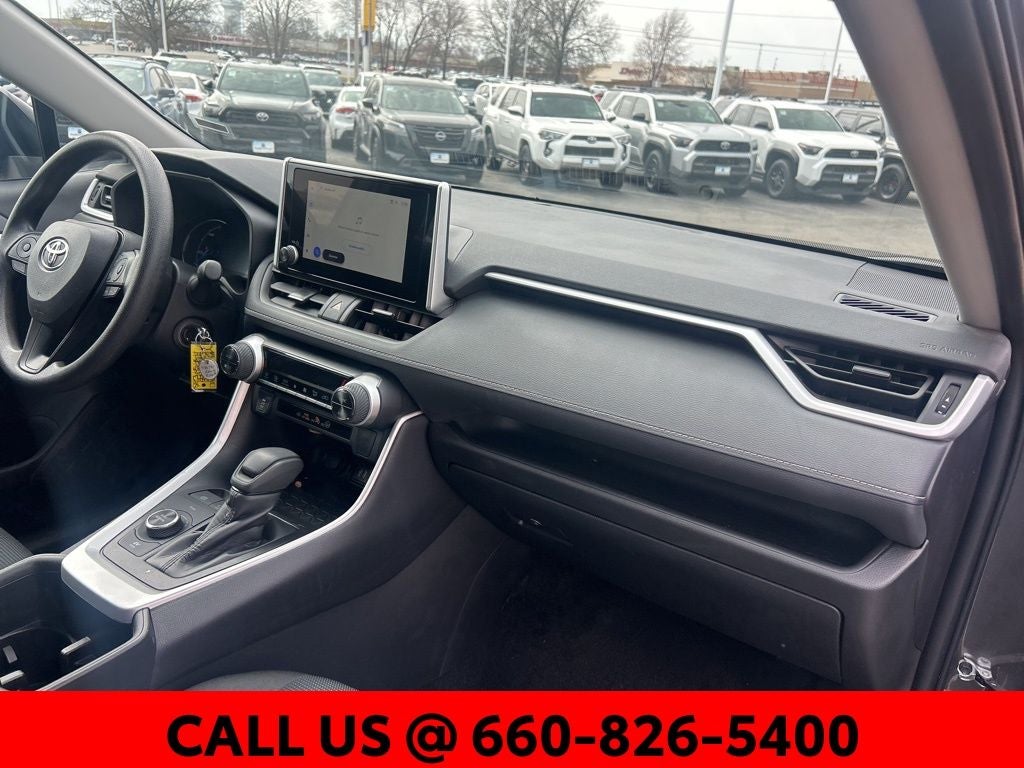 2025 Toyota RAV4 Hybrid LE