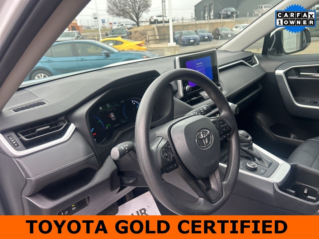 2024 Toyota RAV4 Hybrid XLE