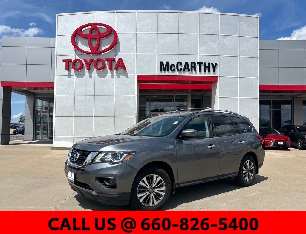 2020 Nissan Pathfinder SV