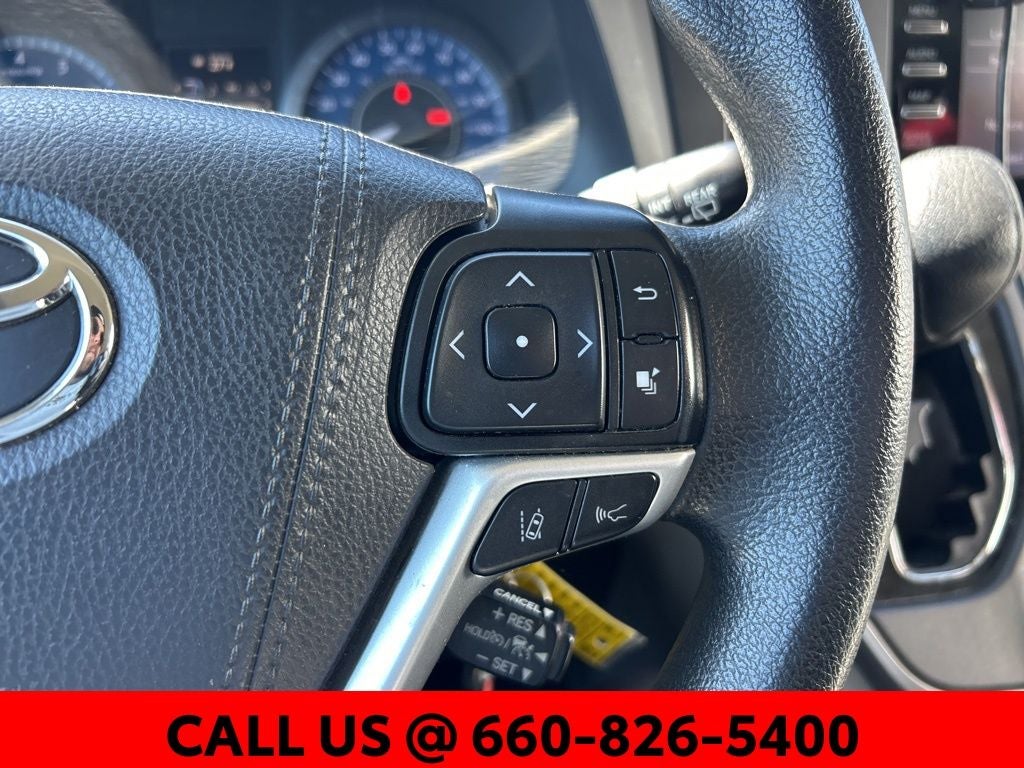 2020 Toyota Sienna LE 7 Passenger