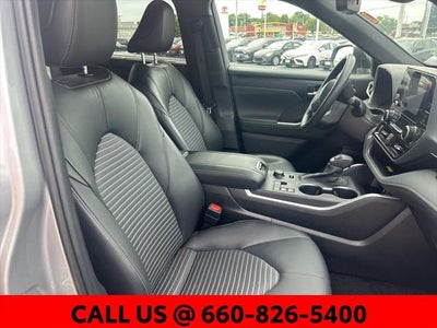 2025 Toyota Highlander XSE