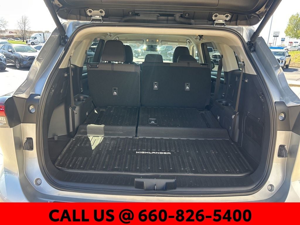 2025 Toyota Highlander LE