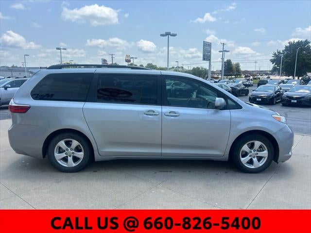 2016 Toyota Sienna LE 8 Passenger