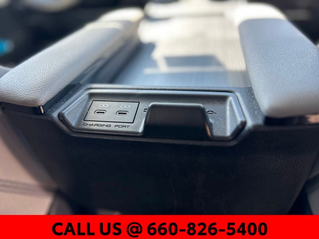 2025 Toyota Sienna LE 8 Passenger