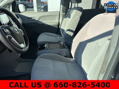 2018 Toyota Sienna LE 8 Passenger