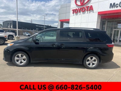 2020 Toyota Sienna LE