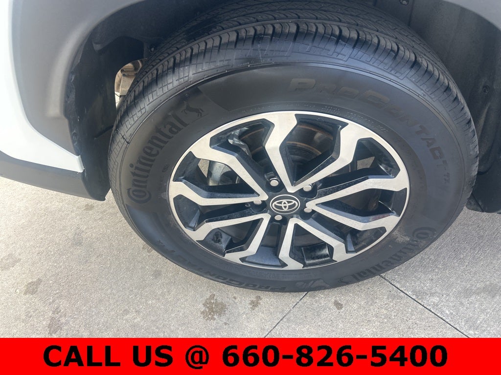 2024 Toyota Corolla Cross Hybrid Nightshade