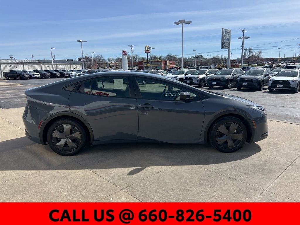 2024 Toyota Prius LE