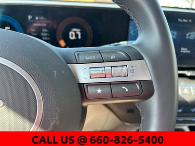 2025 Hyundai KONA SEL