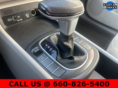 2024 Hyundai KONA SEL