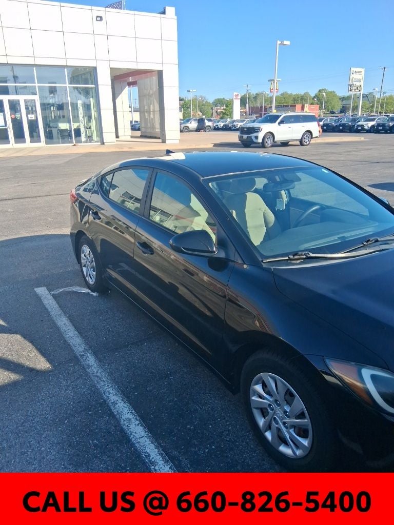 2017 Hyundai ELANTRA SE