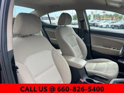 2017 Hyundai ELANTRA SE
