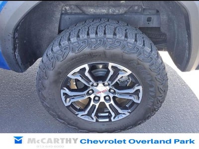2023 GMC Canyon AT4