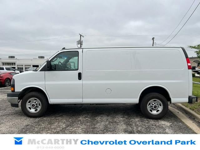 2024 GMC Savana Cargo 2500 Base