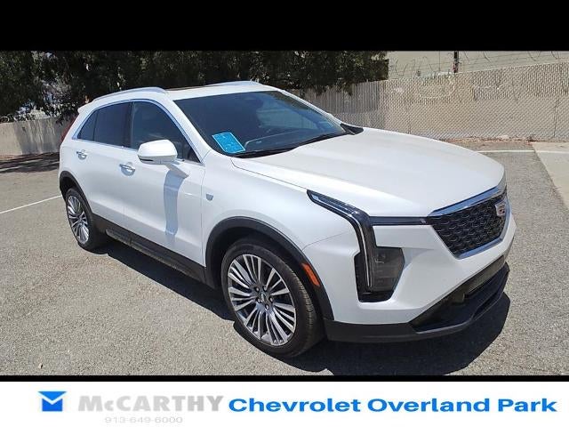 2024 Cadillac XT4 Premium Luxury