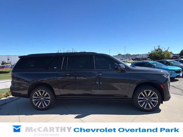2022 Cadillac Escalade ESV Sport Platinum